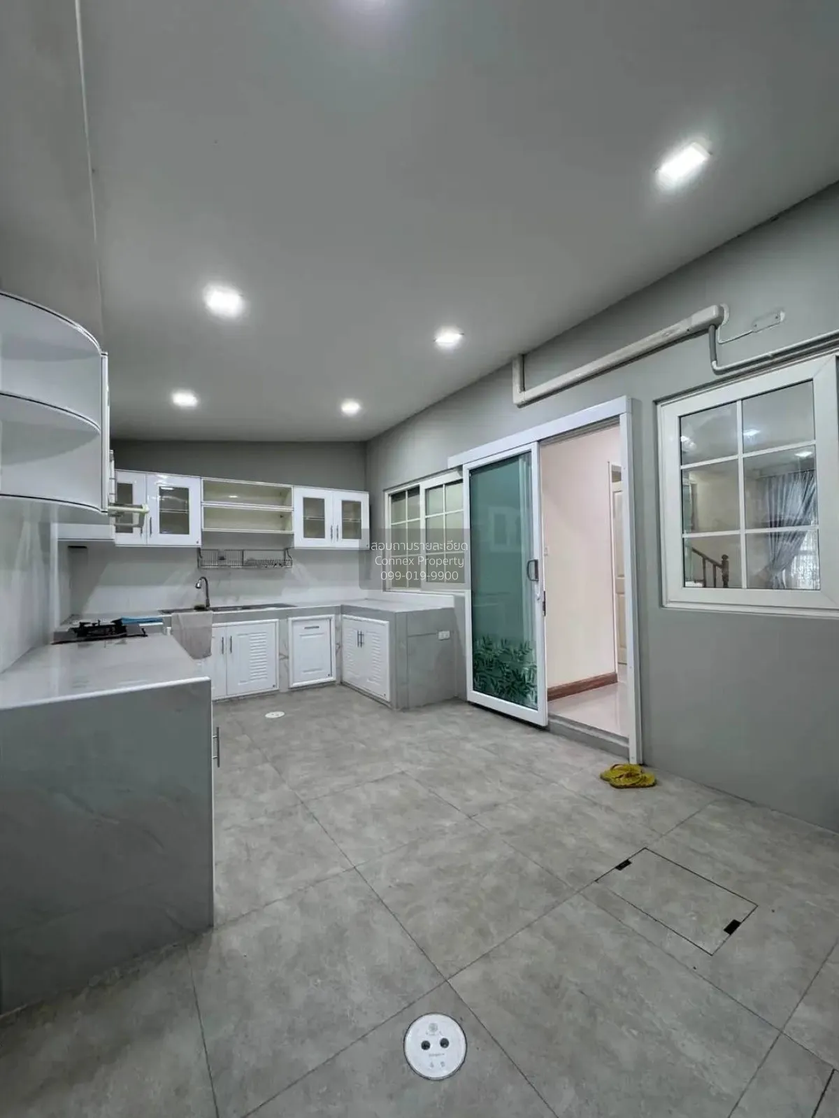 ขายทาวน์เฮ้าส์/ทาวน์โฮม  โกลเด้น ทาวน์ 3 ลาดพร้าว - เกษตรนวมินทร์ 4