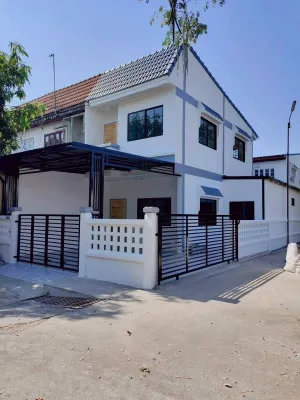 ขายทาวน์เฮ้าส์/ทาวน์โฮม  บ้านบัวทอง 2 รีโนเวทใหม่ บางรักพัฒนา บางบัวทอง นนทบุรี CX-147417