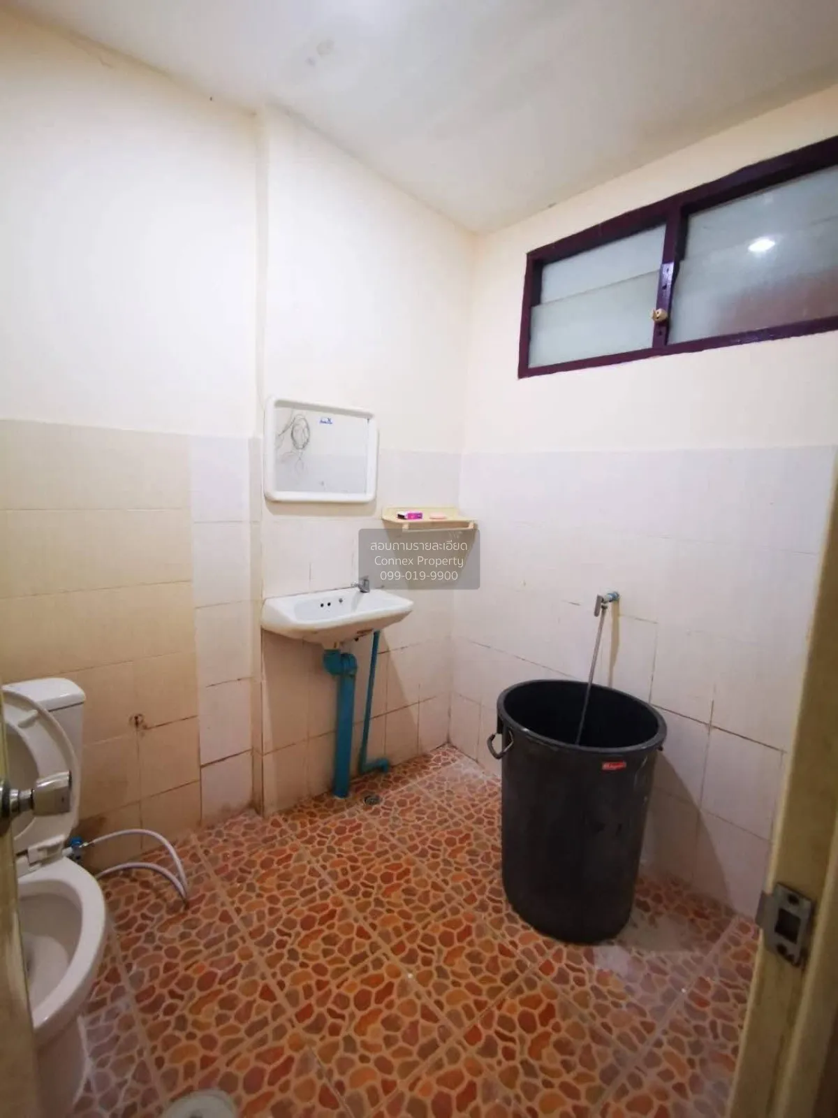 ขายทาวน์เฮ้าส์/ทาวน์โฮม  หมู่บ้าน ณัฐกานต์ 4 หลักหก เมืองปทุมธานี