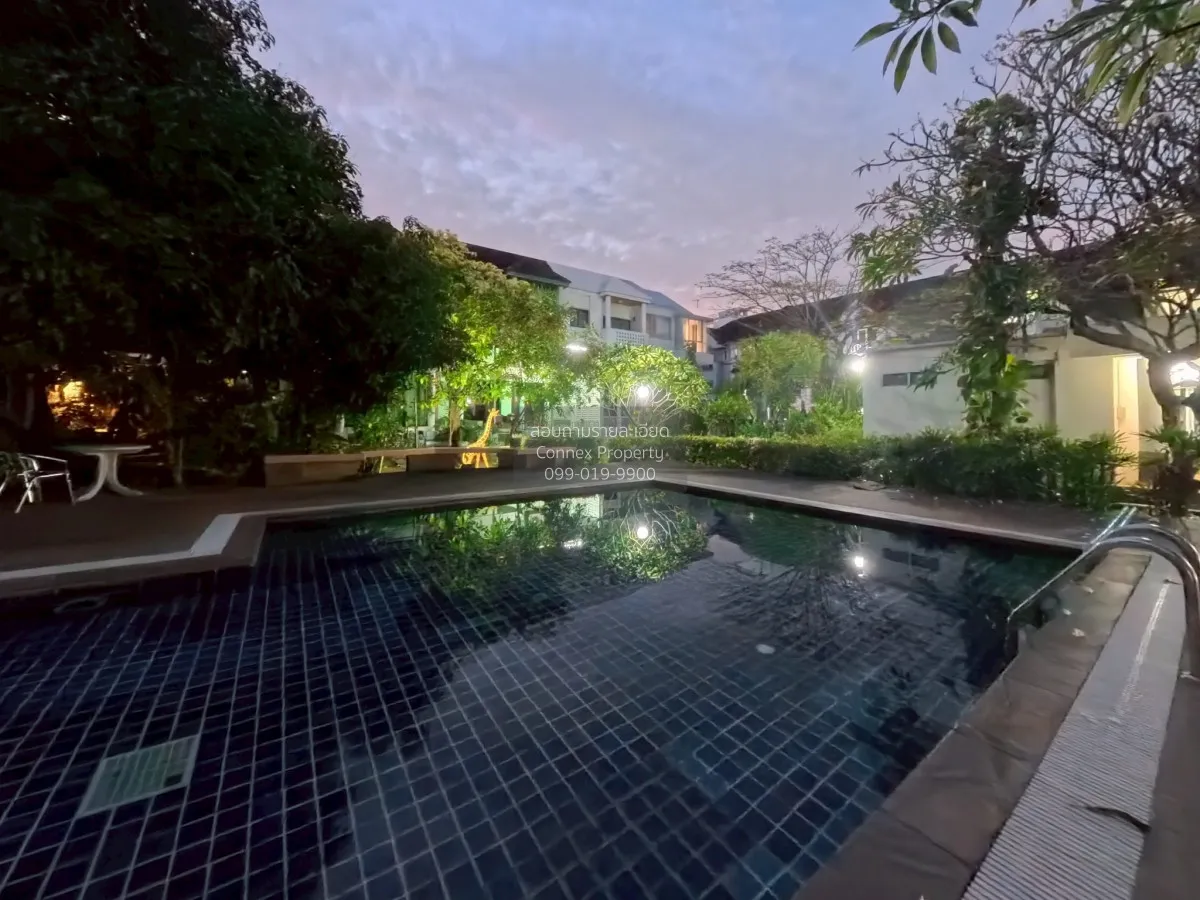 ขายทาวน์เฮ้าส์/ทาวน์โฮม ไพรเวท วิลล่า รีโนเวทใหม่ หน้าบ้านติดสวน 