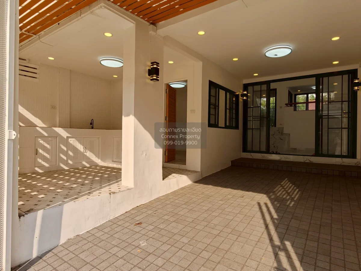 ขายทาวน์เฮ้าส์/ทาวน์โฮม ไพรเวท วิลล่า รีโนเวทใหม่ หน้าบ้านติดสวน 