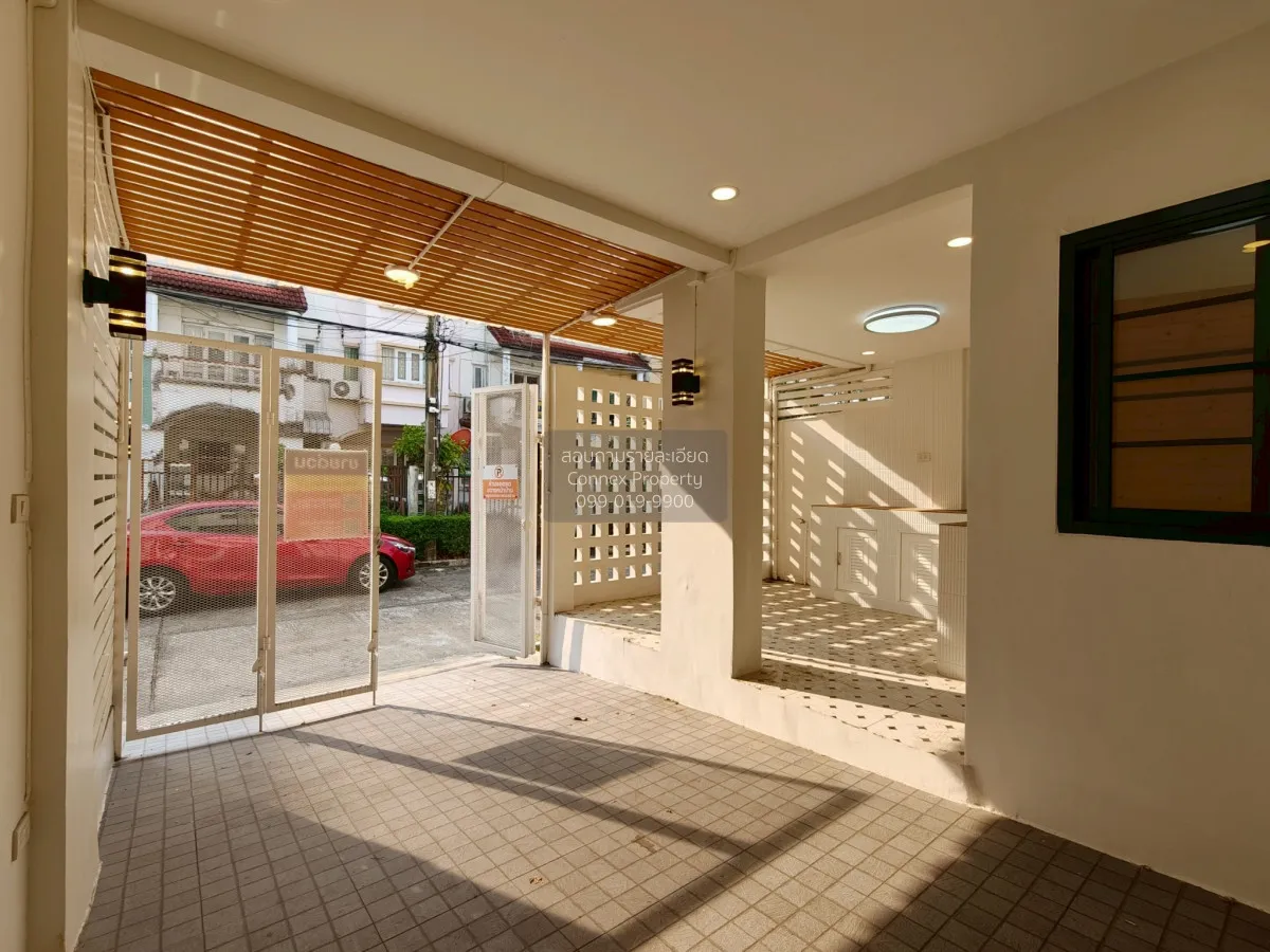 ขายทาวน์เฮ้าส์/ทาวน์โฮม ไพรเวท วิลล่า รีโนเวทใหม่ หน้าบ้านติดสวน 