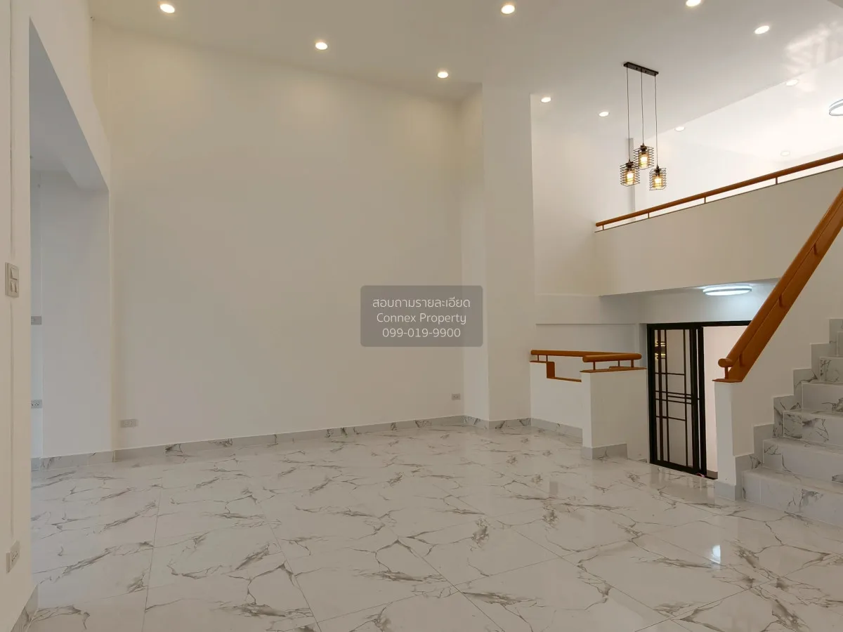 ขายทาวน์เฮ้าส์/ทาวน์โฮม ไพรเวท วิลล่า รีโนเวทใหม่ หน้าบ้านติดสวน 