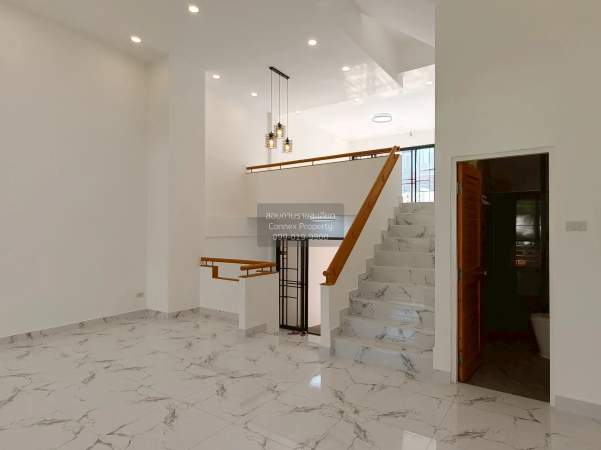 ขายทาวน์เฮ้าส์/ทาวน์โฮม ไพรเวท วิลล่า รีโนเวทใหม่ หน้าบ้านติดสวน 