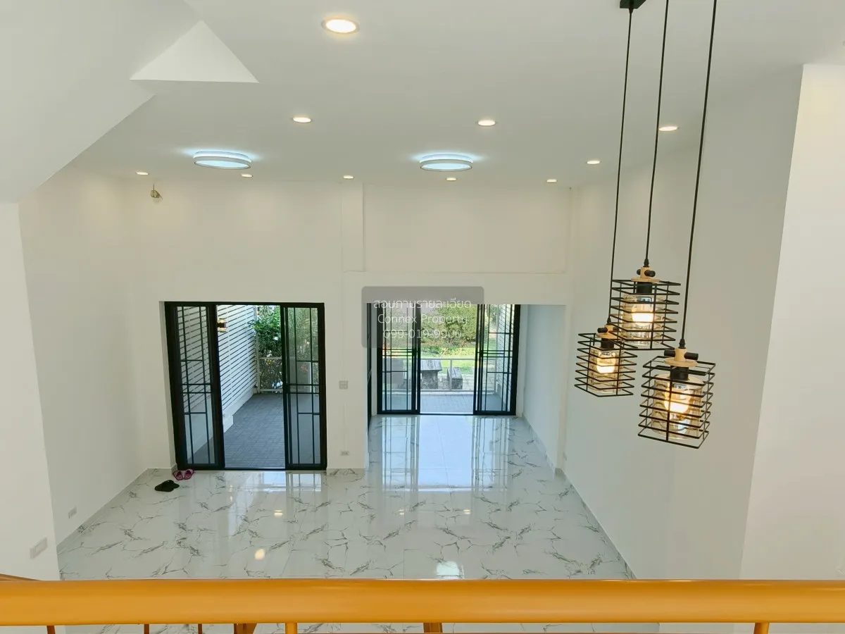 ขายทาวน์เฮ้าส์/ทาวน์โฮม ไพรเวท วิลล่า รีโนเวทใหม่ หน้าบ้านติดสวน 