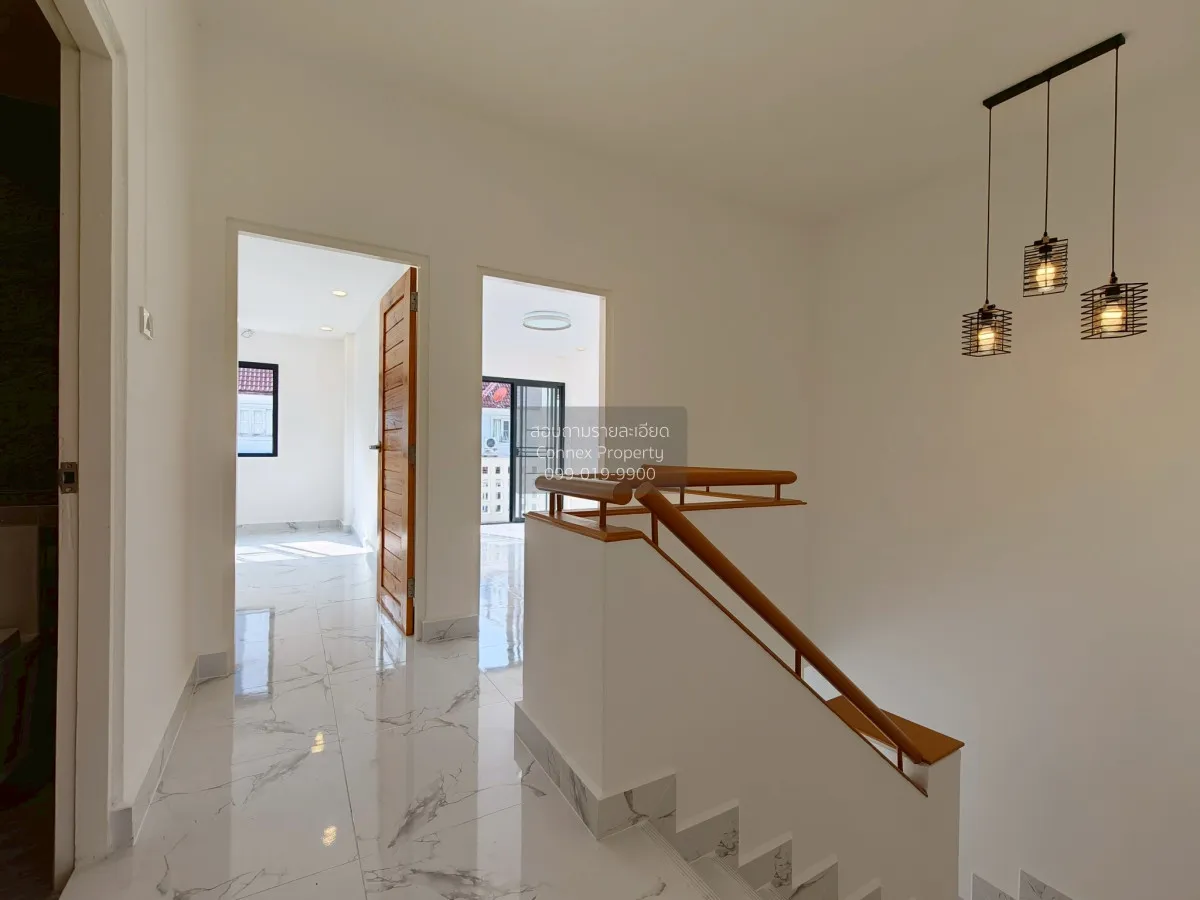 ขายทาวน์เฮ้าส์/ทาวน์โฮม ไพรเวท วิลล่า รีโนเวทใหม่ หน้าบ้านติดสวน 