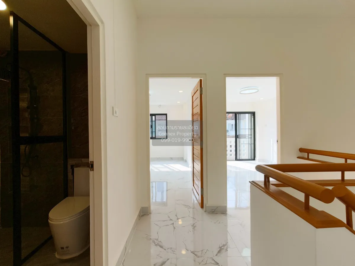 ขายทาวน์เฮ้าส์/ทาวน์โฮม ไพรเวท วิลล่า รีโนเวทใหม่ หน้าบ้านติดสวน 