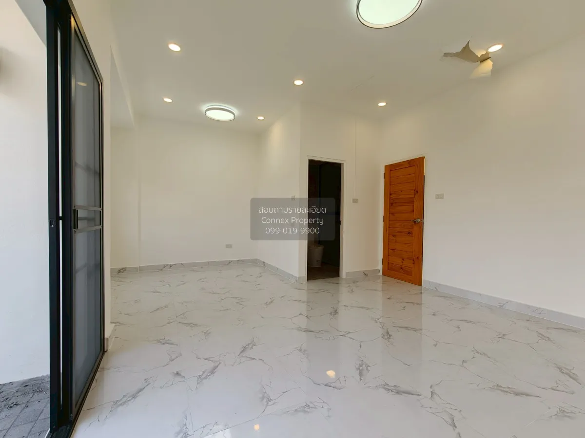 ขายทาวน์เฮ้าส์/ทาวน์โฮม ไพรเวท วิลล่า รีโนเวทใหม่ หน้าบ้านติดสวน 