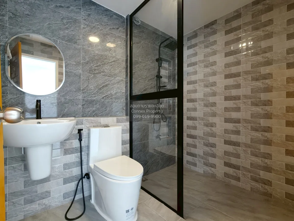 ขายทาวน์เฮ้าส์/ทาวน์โฮม ไพรเวท วิลล่า รีโนเวทใหม่ หน้าบ้านติดสวน 