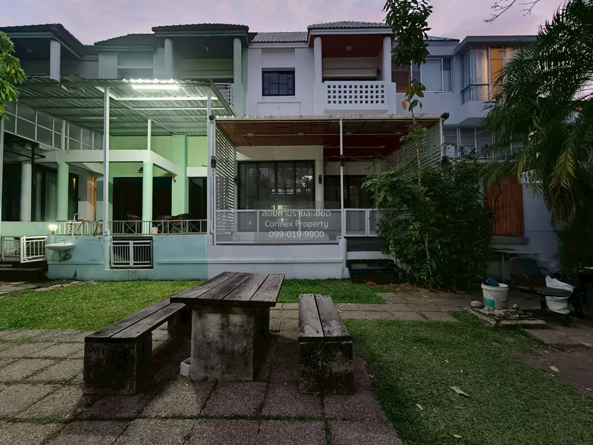 ขายทาวน์เฮ้าส์/ทาวน์โฮม ไพรเวท วิลล่า รีโนเวทใหม่ หน้าบ้านติดสวน 