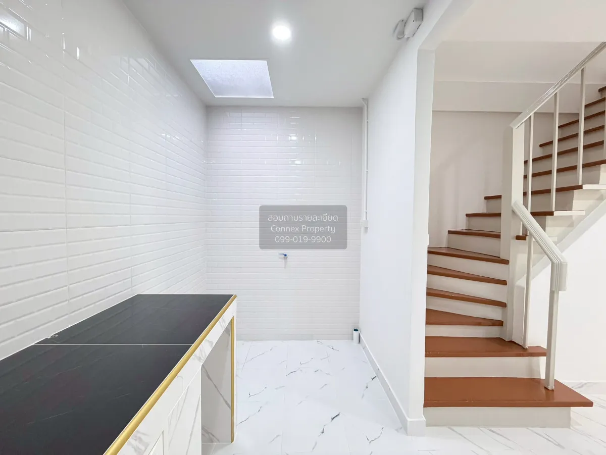 ขายบ้าน  บ้านเฟรนชิฟ หน้ากว้าง รีโนเวทใหม่ ลาดพร้าว เขต ลาดพร้าว 