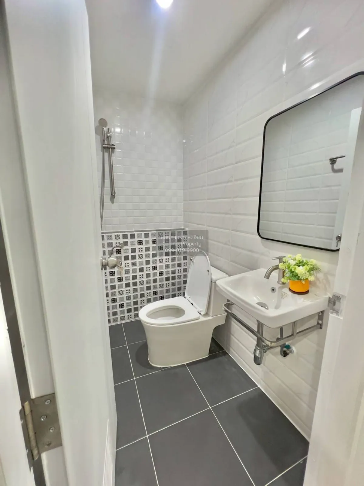 ขายทาวน์เฮ้าส์/ทาวน์โฮม  เสนาวิลล่า4 รีโนเวทใหม่ สามวาตะวันตก เขต