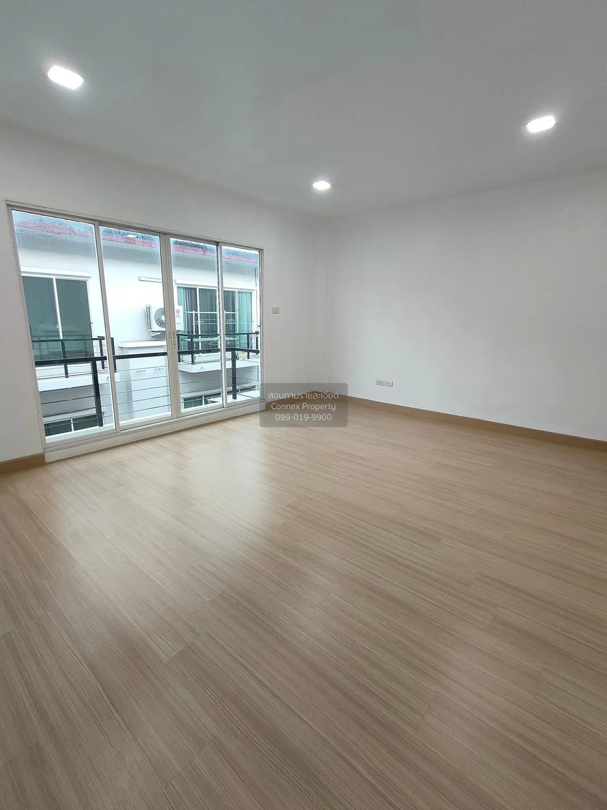 ขายทาวน์เฮ้าส์/ทาวน์โฮม  อาร์เคพาร์ค รามอินทรา - มีนบุรี หน้ากว้า 3