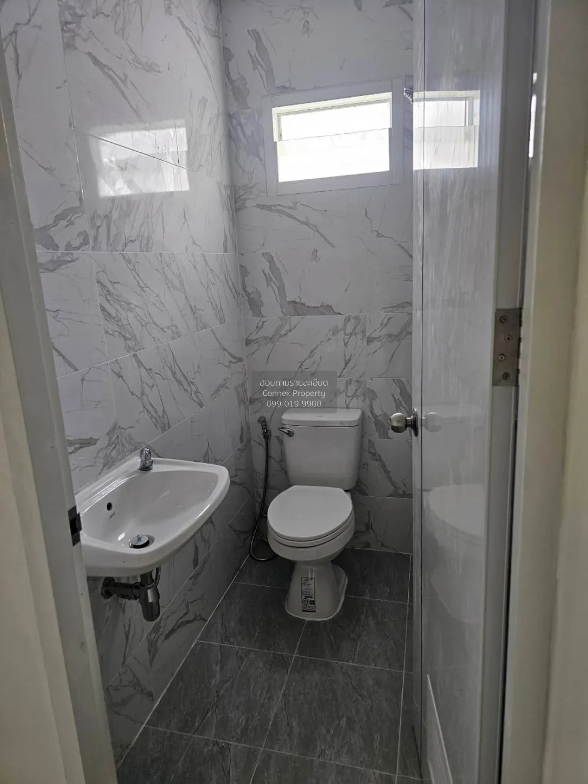 ขายทาวน์เฮ้าส์/ทาวน์โฮม  บ้านจิตรณรงค์ 21 หน้ากว้าง รีโนเวทใหม่ ห