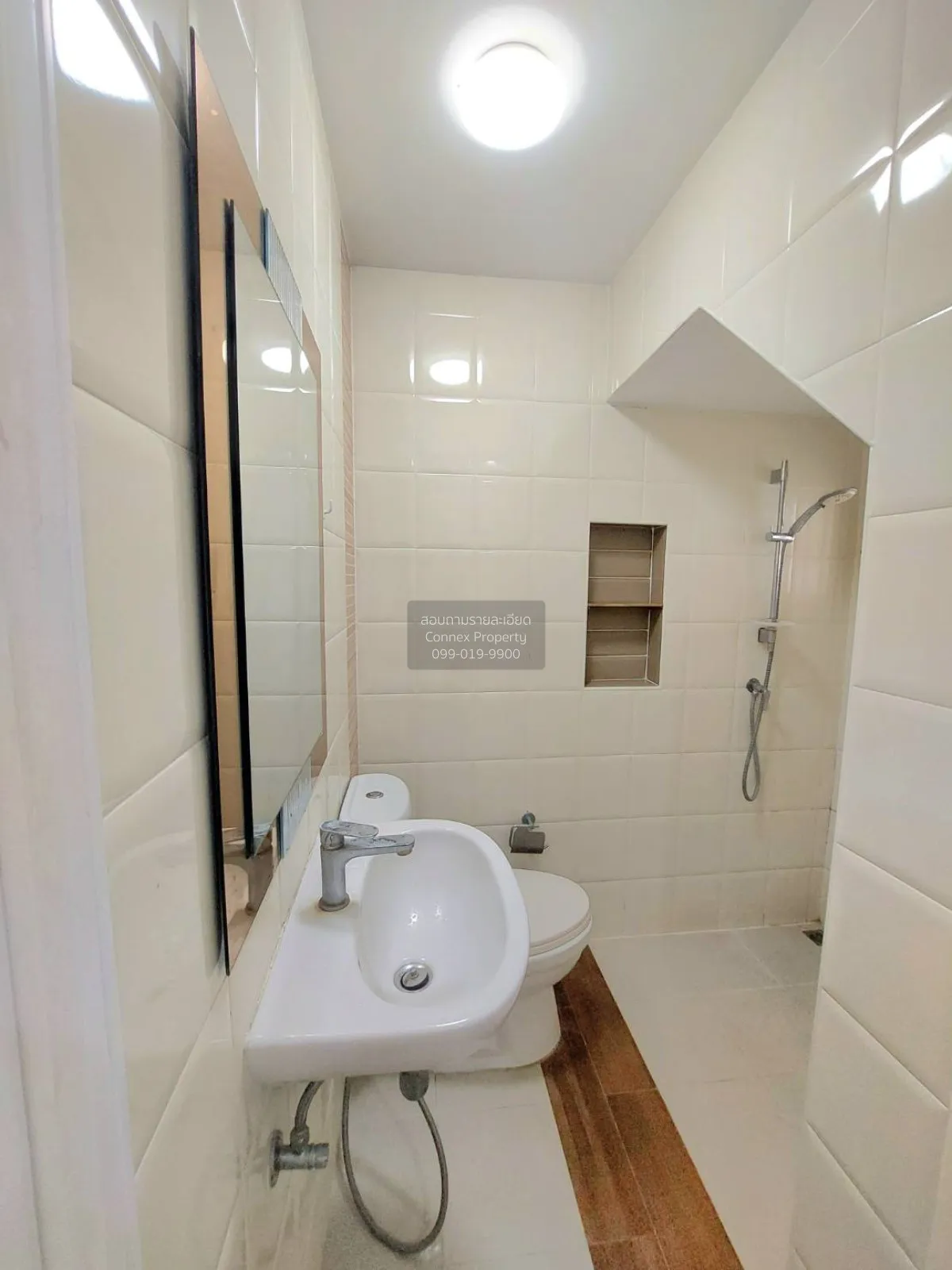 เช่าทาวน์เฮ้าส์/ทาวน์โฮม  โกลเด้น ทาวน์ เพชรเกษม หนองค้างพลู เขต 