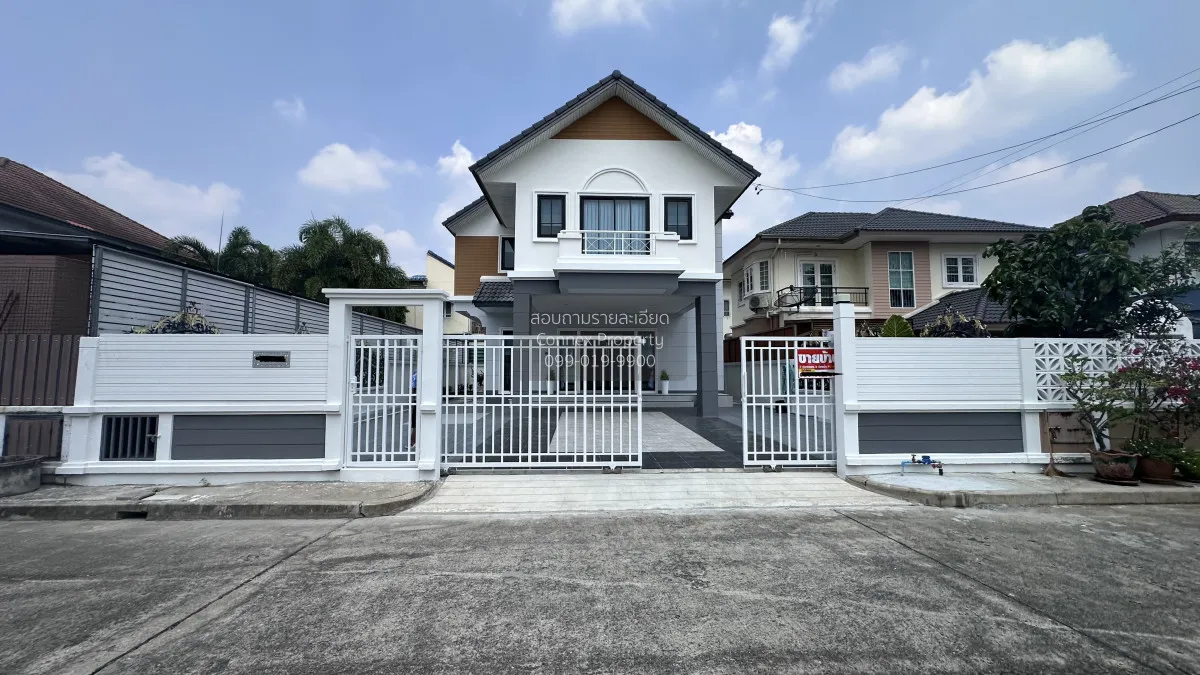 For Sale House , Baan Sathaporn Rangsit , wide frontage , newly r 1