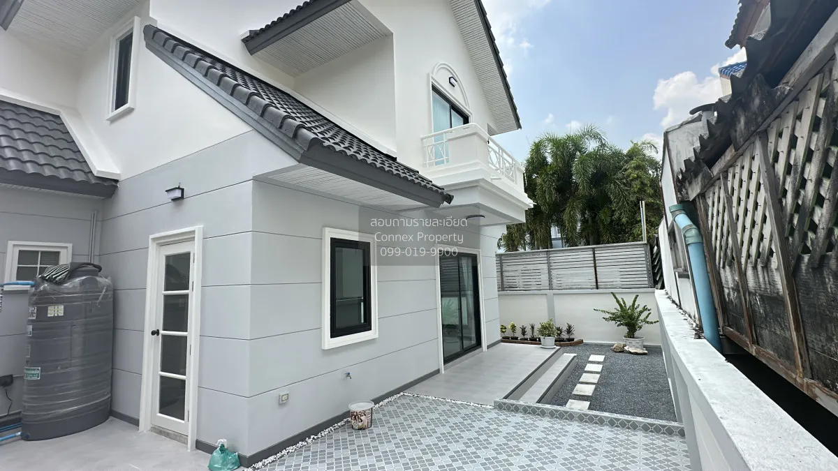 For Sale House , Baan Sathaporn Rangsit , wide frontage , newly r