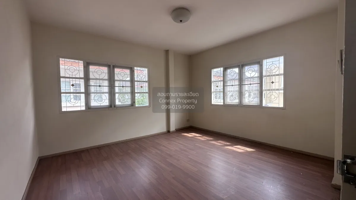 For Sale House , Synthanee Grand View Rangsit Klong 5 , corner un