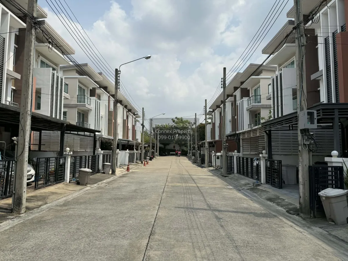 ขายทาวน์เฮ้าส์/ทาวน์โฮม  ทาวน์ อเวนิว ซิกซ์ตี้ วิภาวดี 60 BTS-กรม 2