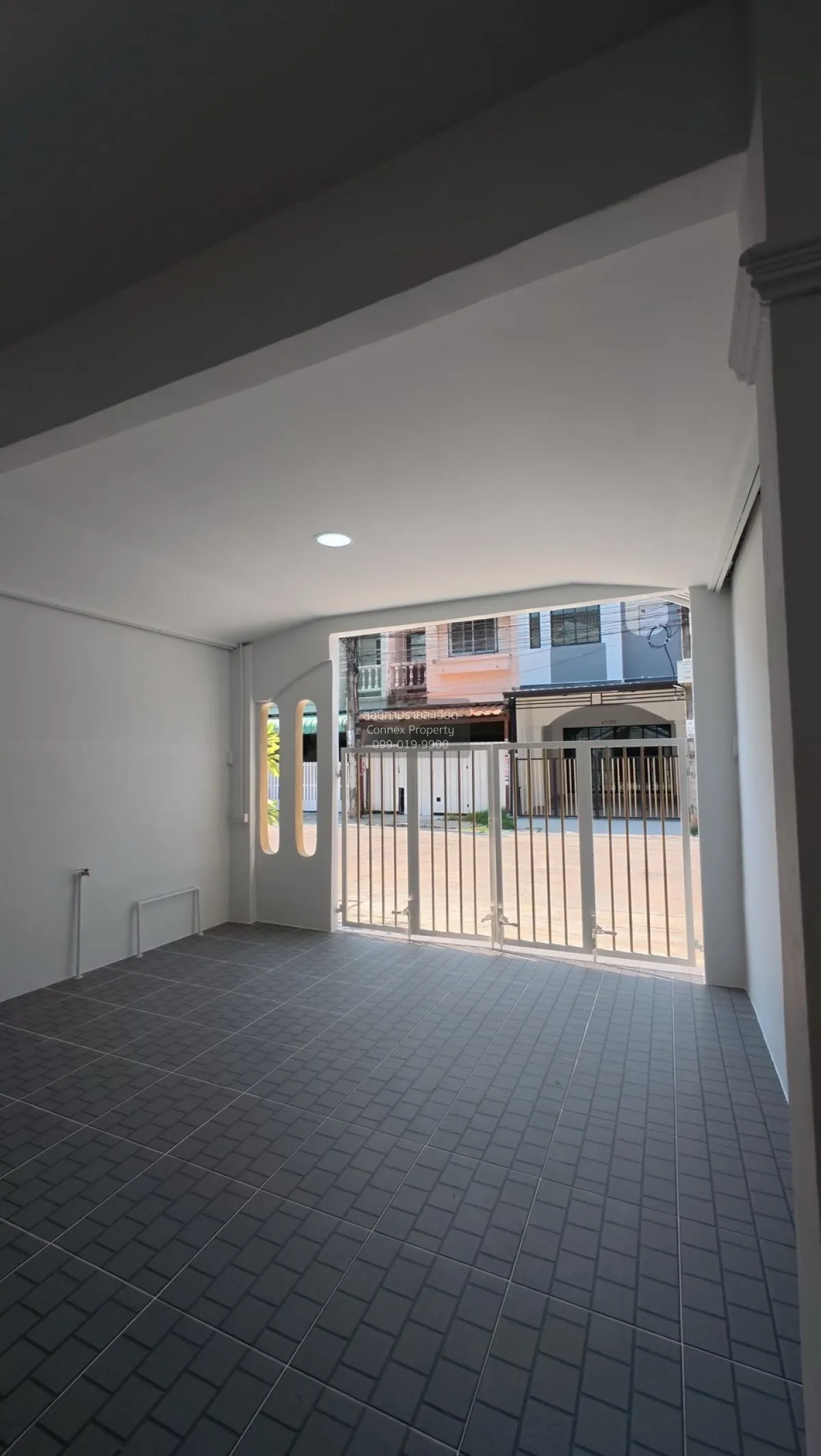 ขายทาวน์เฮ้าส์/ทาวน์โฮม  บ้านวรางกูล เลียบคลองสอง บางชัน เขต คลอง 3