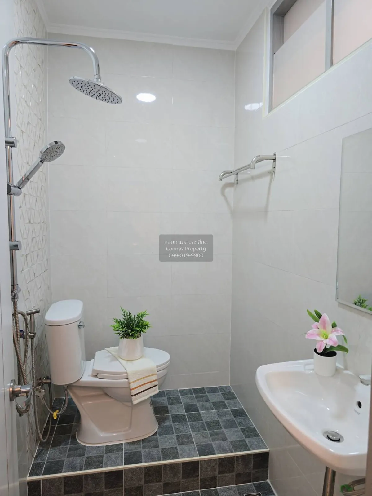 For Sale Townhouse/Townhome  , Baan Fah Rangsit, Khlong 4 , Bueng