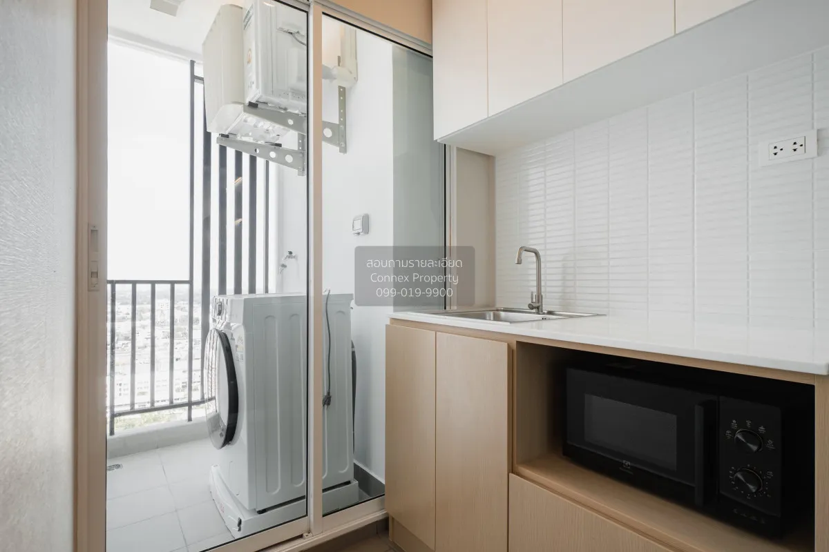 For Rent Condo , Regent Home Bangna (New Project) , corner unit ,