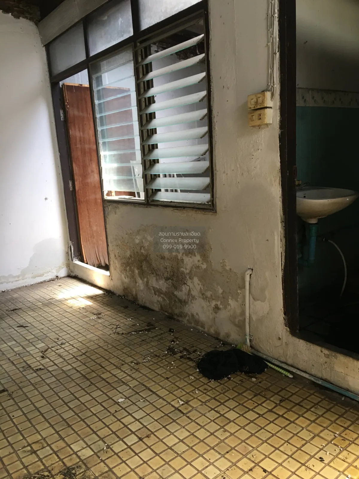 For Sale Townhouse  , Talat Bang Khen , Chai Buri , Bangkok , CX-