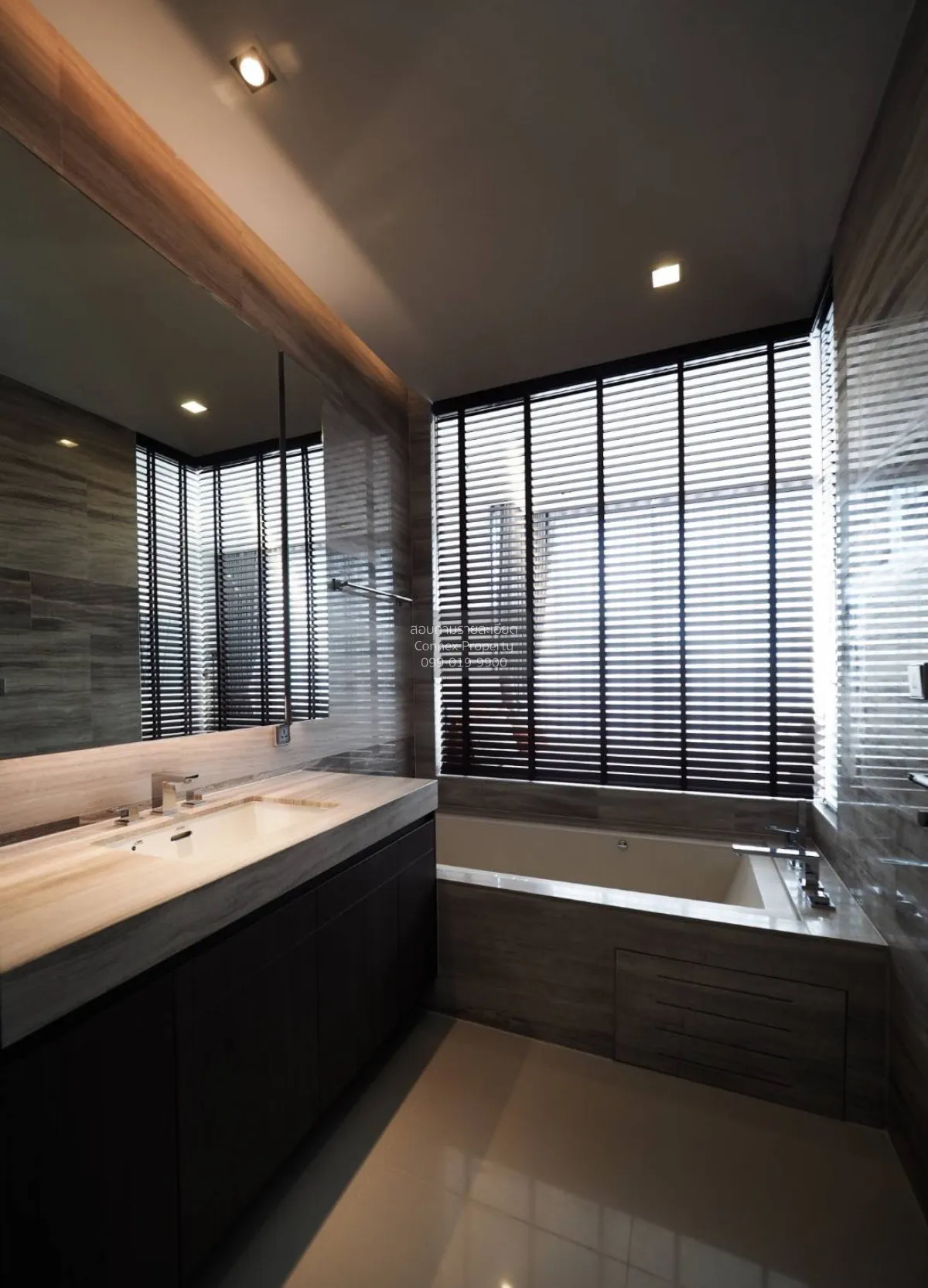 เช่าคอนโด  คิว วัน สุขุมวิท BTS-อโศก คลองเตย เขต คลองเตย กรุงเทพ 