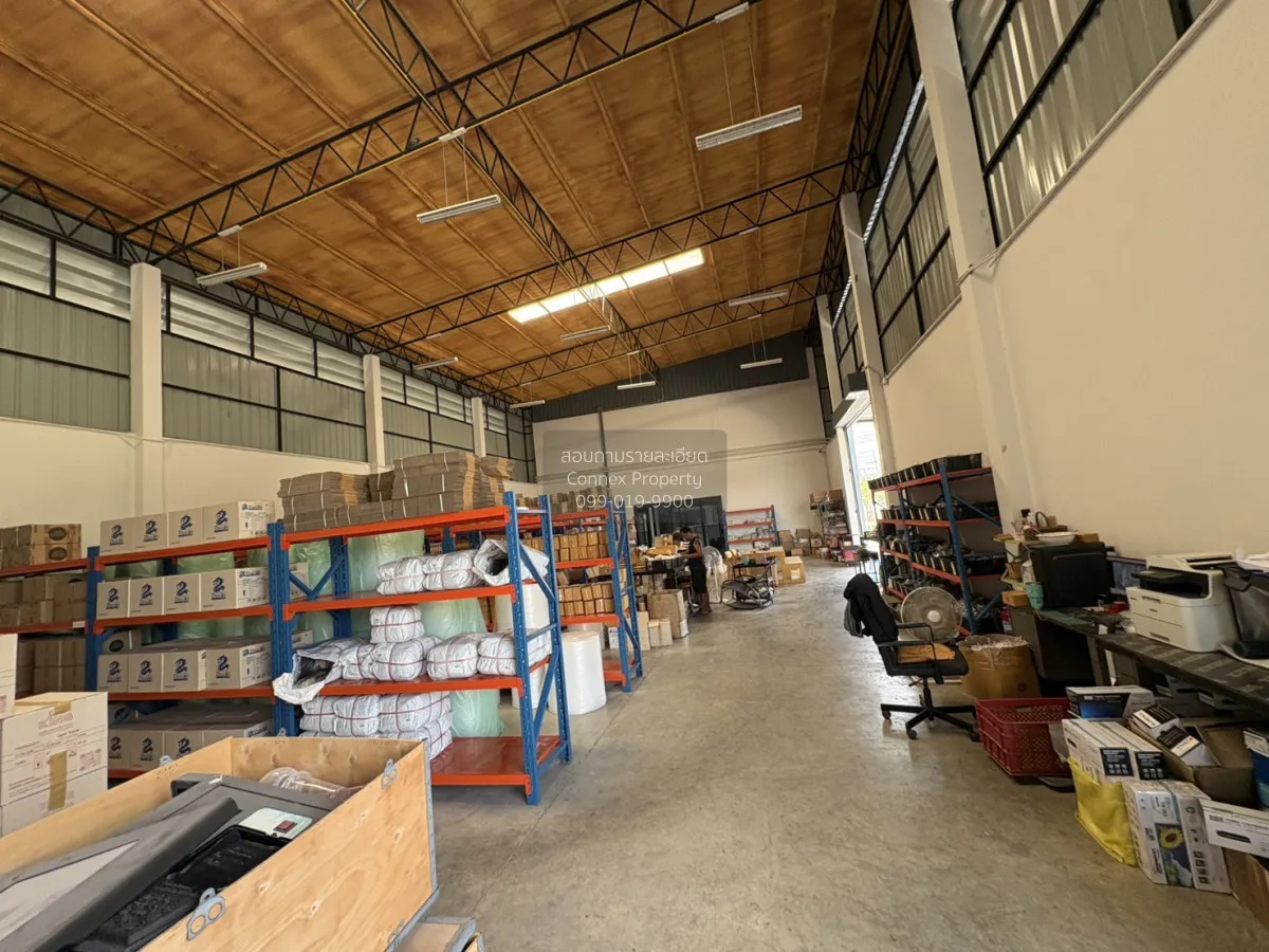 For Rent Factory located at 1-1-81 square wa Naraphirom Bang Len 