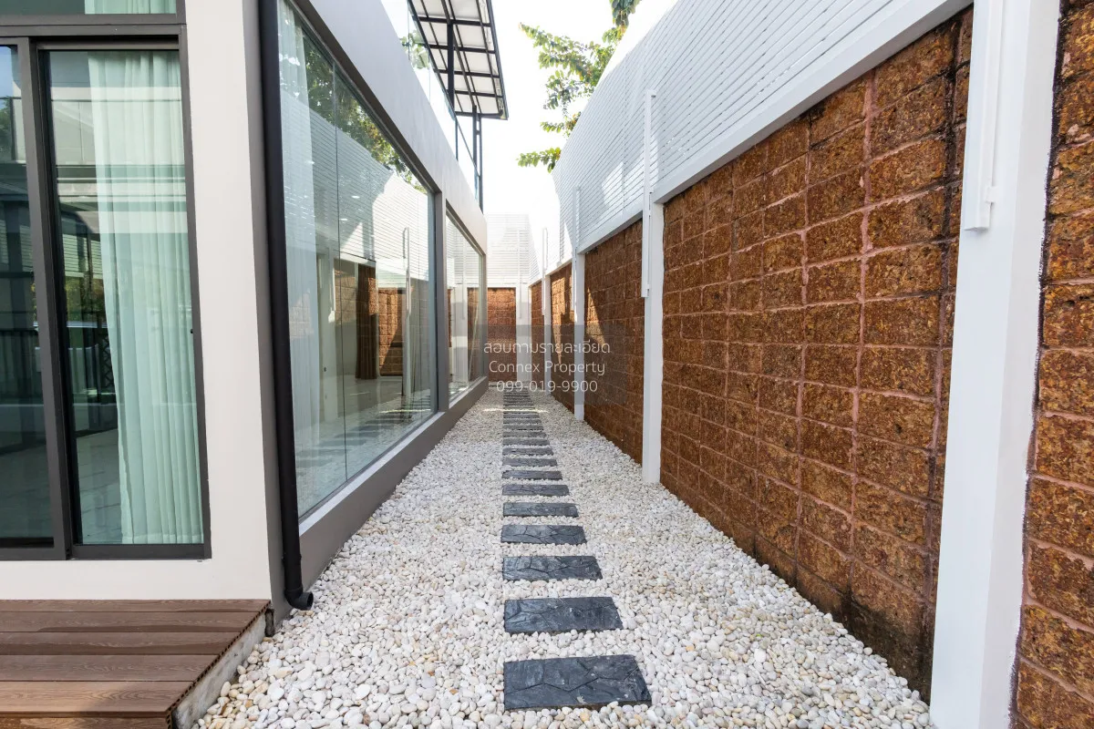 เช่าบ้าน  แกรนด์ บางกอก บูเลอวาร์ด ศรีนครินทร์ MRT-ศรีนครินทร์ 38 4