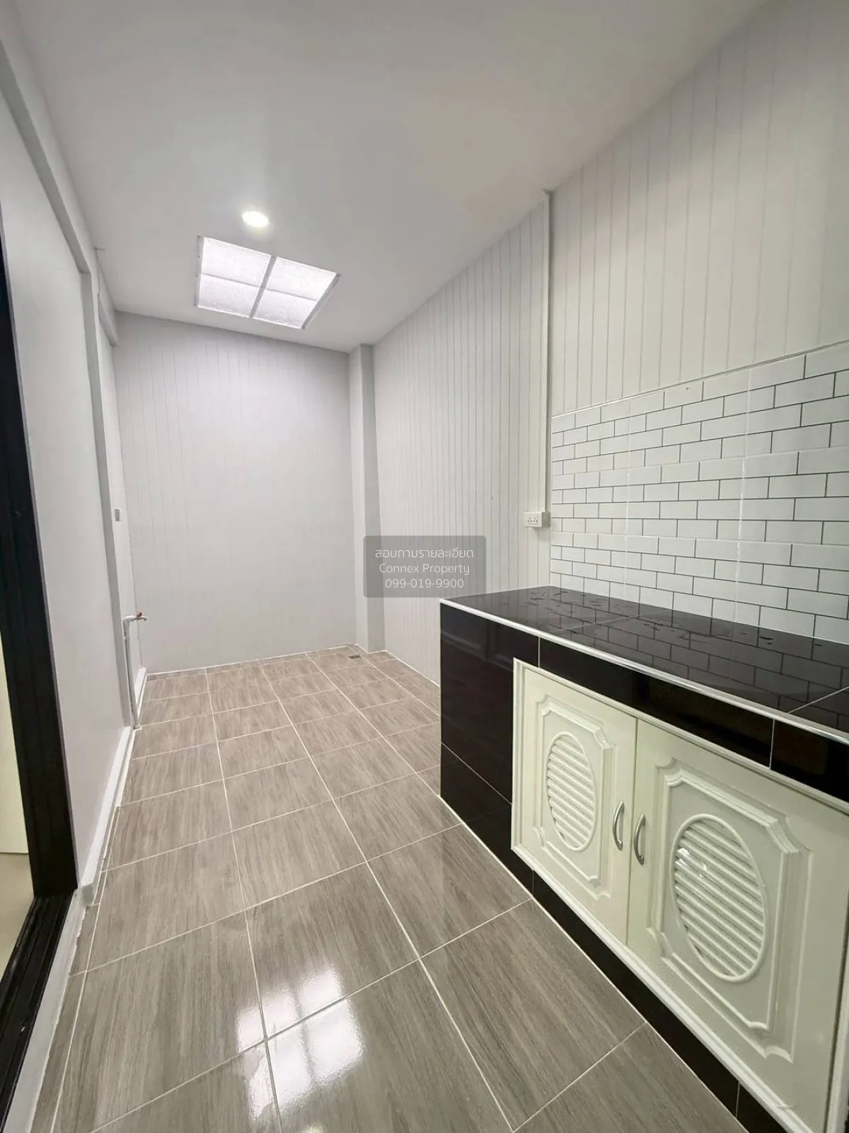 ขายบ้าน  บ้านพระปิ่น 3 หน้ากว้าง รีโนเวทใหม่ MRT-ตลาดบางใหญ่ บางแ