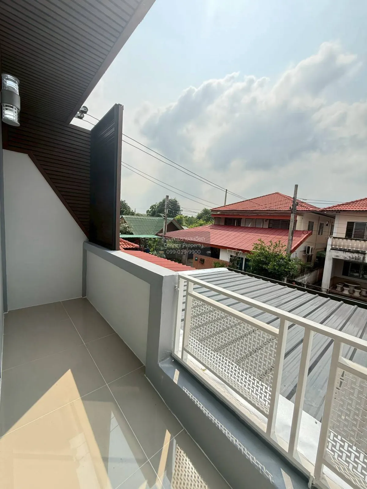 ขายบ้าน  บ้านพระปิ่น 3 หน้ากว้าง รีโนเวทใหม่ MRT-ตลาดบางใหญ่ บางแ