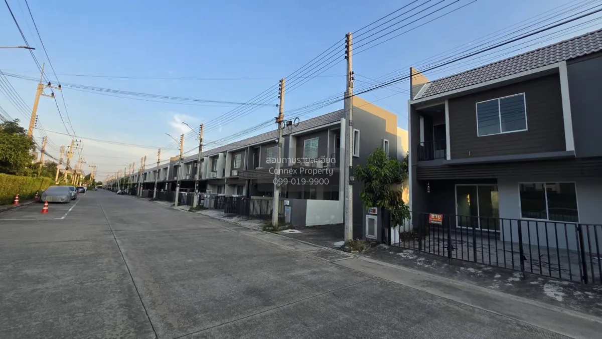 ขายทาวน์เฮ้าส์/ทาวน์โฮม  เดอะ คัลเลอร์ส รังสิต-คลอง 4 ลาดสวาย ลำล 2