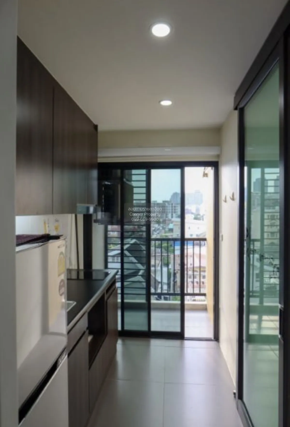 ขายคอนโด  ดีมาร์ก คอนโด แอท สุทธิสาร MRT-สุทธิสาร สามเสนนอก เขต ห