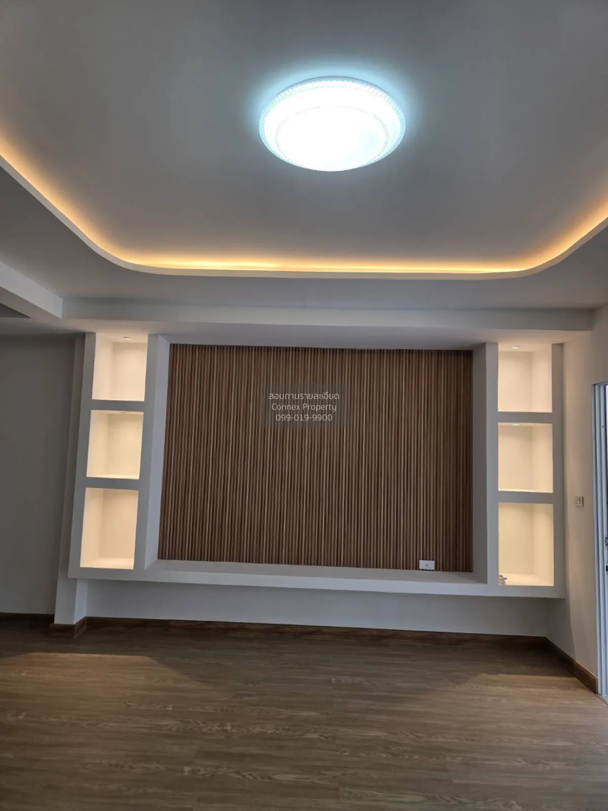 ขายทาวน์เฮ้าส์/ทาวน์โฮม  อินดี้ ประชาอุทิศ 90-3 รีโนเวทใหม่ ทุ่งค 3