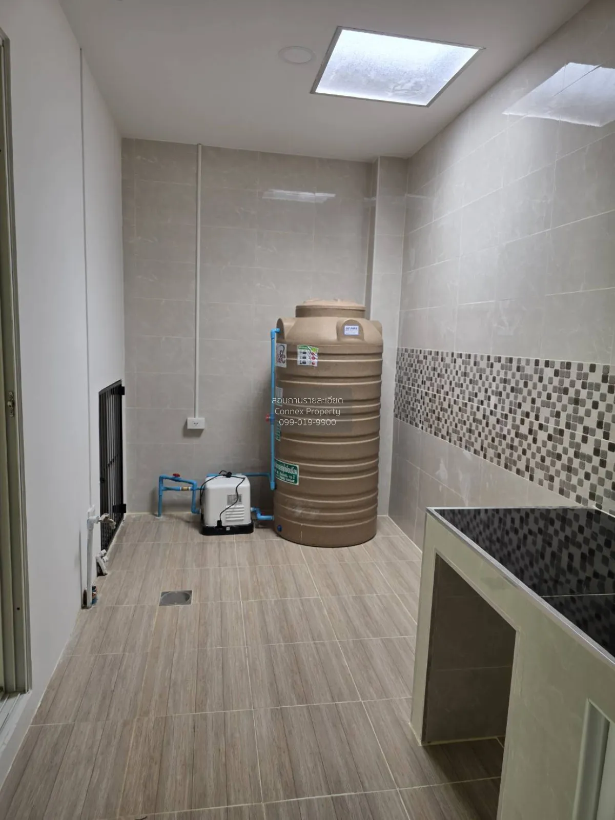 ขายทาวน์เฮ้าส์/ทาวน์โฮม  อินดี้ ประชาอุทิศ 90-3 รีโนเวทใหม่ ทุ่งค