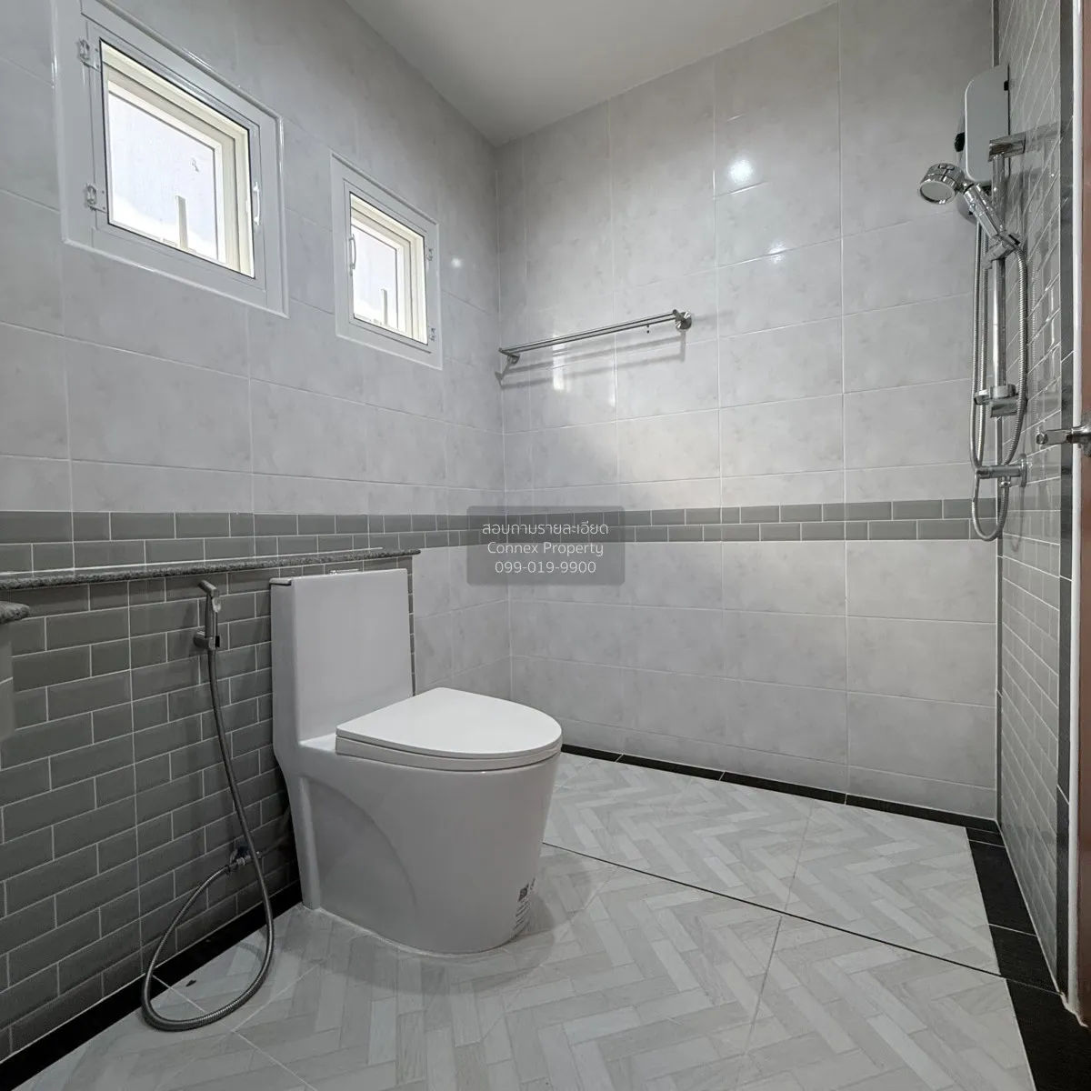 ขายบ้าน  บ้านบุรีรมย์ รามอินทรา - ซาฟารี รีโนเวทใหม่ สามวาตะวันตก