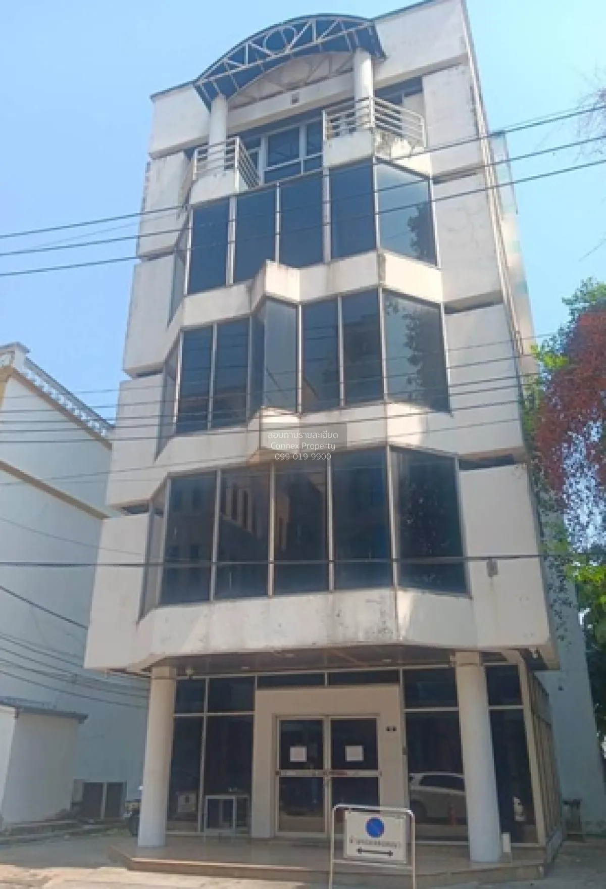 For Rent  Commercial building, Soi Rattanathibet 30 , Bang Kraso  1