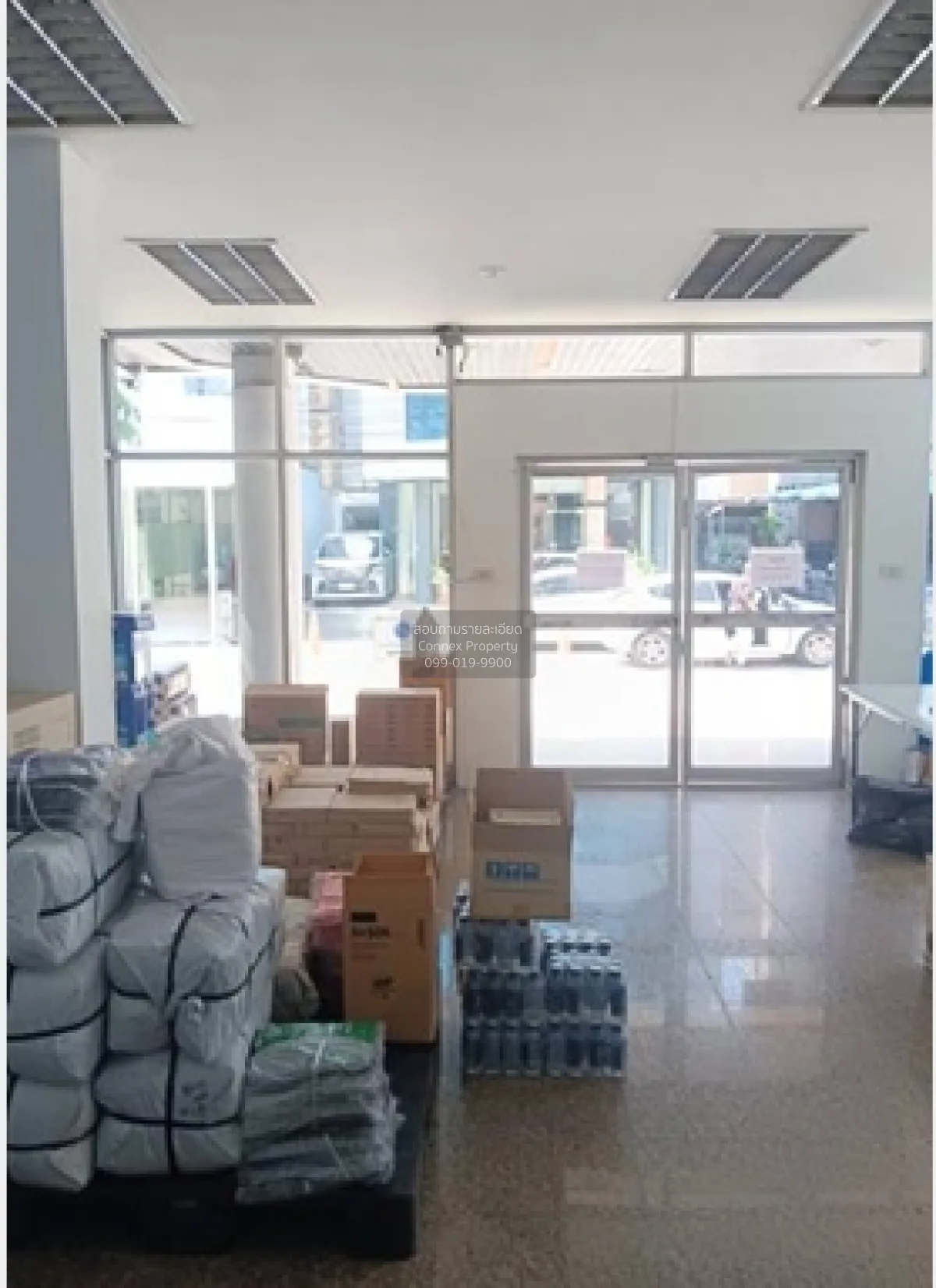 For Rent  Commercial building, Soi Rattanathibet 30 , Bang Kraso  3