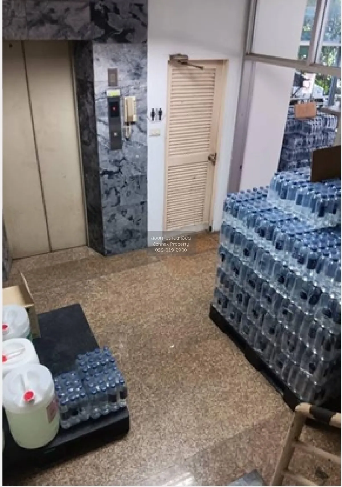 For Rent  Commercial building, Soi Rattanathibet 30 , Bang Kraso 