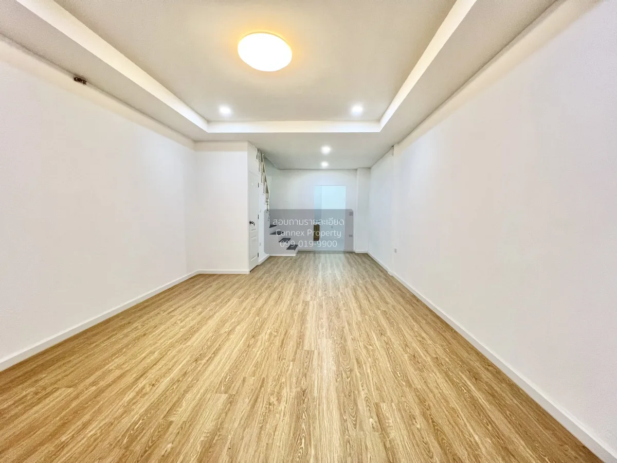 ขายทาวน์เฮ้าส์/ทาวน์โฮม  บ้าน อยู่เจริญ ลาดพร้าว 101 MRT-ลาดพร้าว