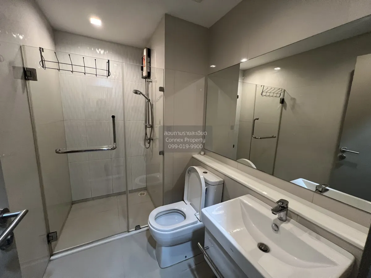 For Rent Condo , Life Ladprao , high floor , corner unit , BTS-Ha