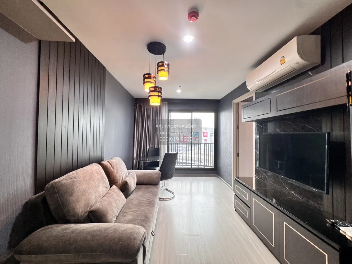 For Rent Condo , Life Ladprao , corner unit , BTS-Ha Yaek Lat Phr 4