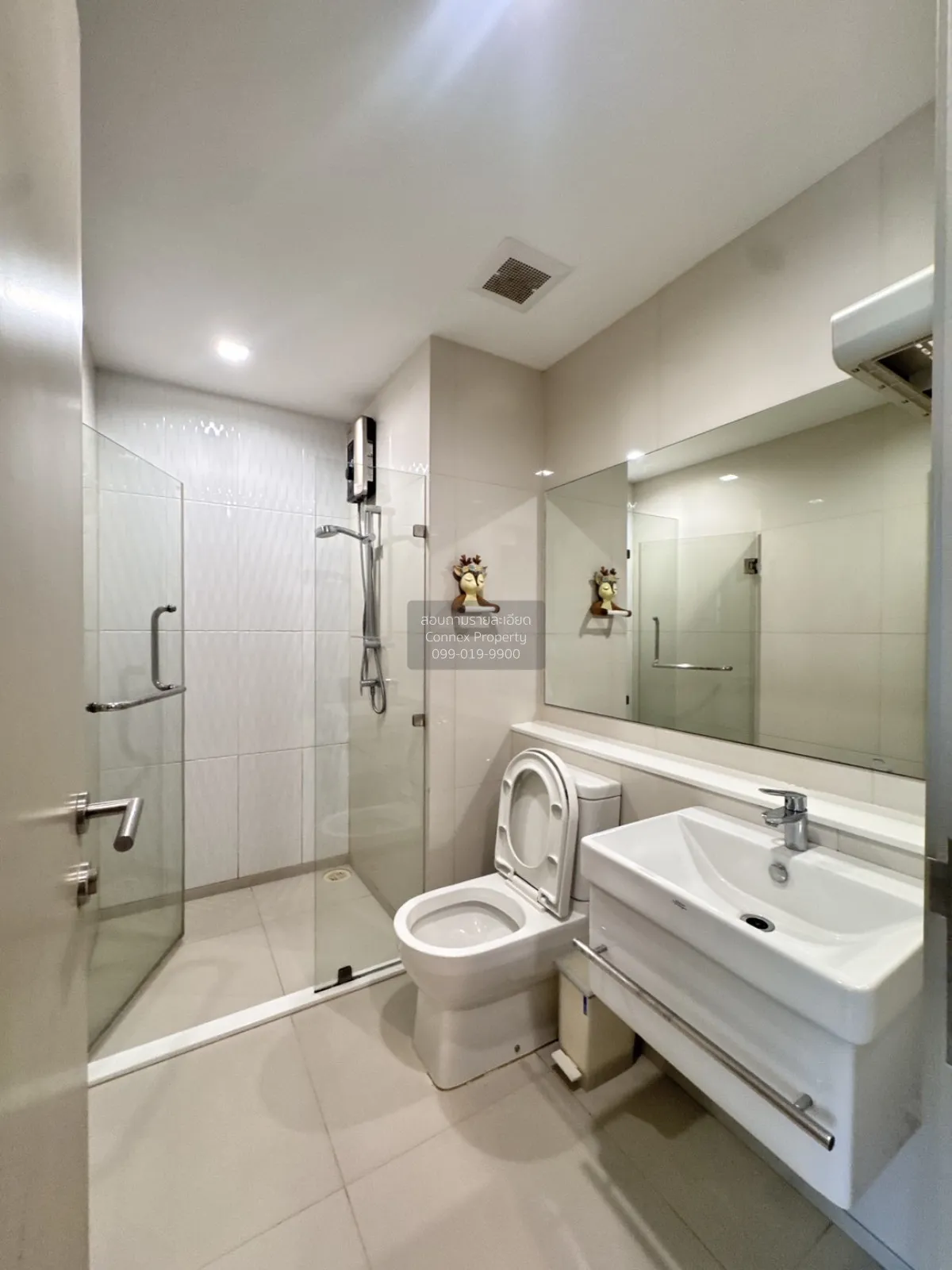 For Rent Condo , Life Ladprao , corner unit , BTS-Ha Yaek Lat Phr