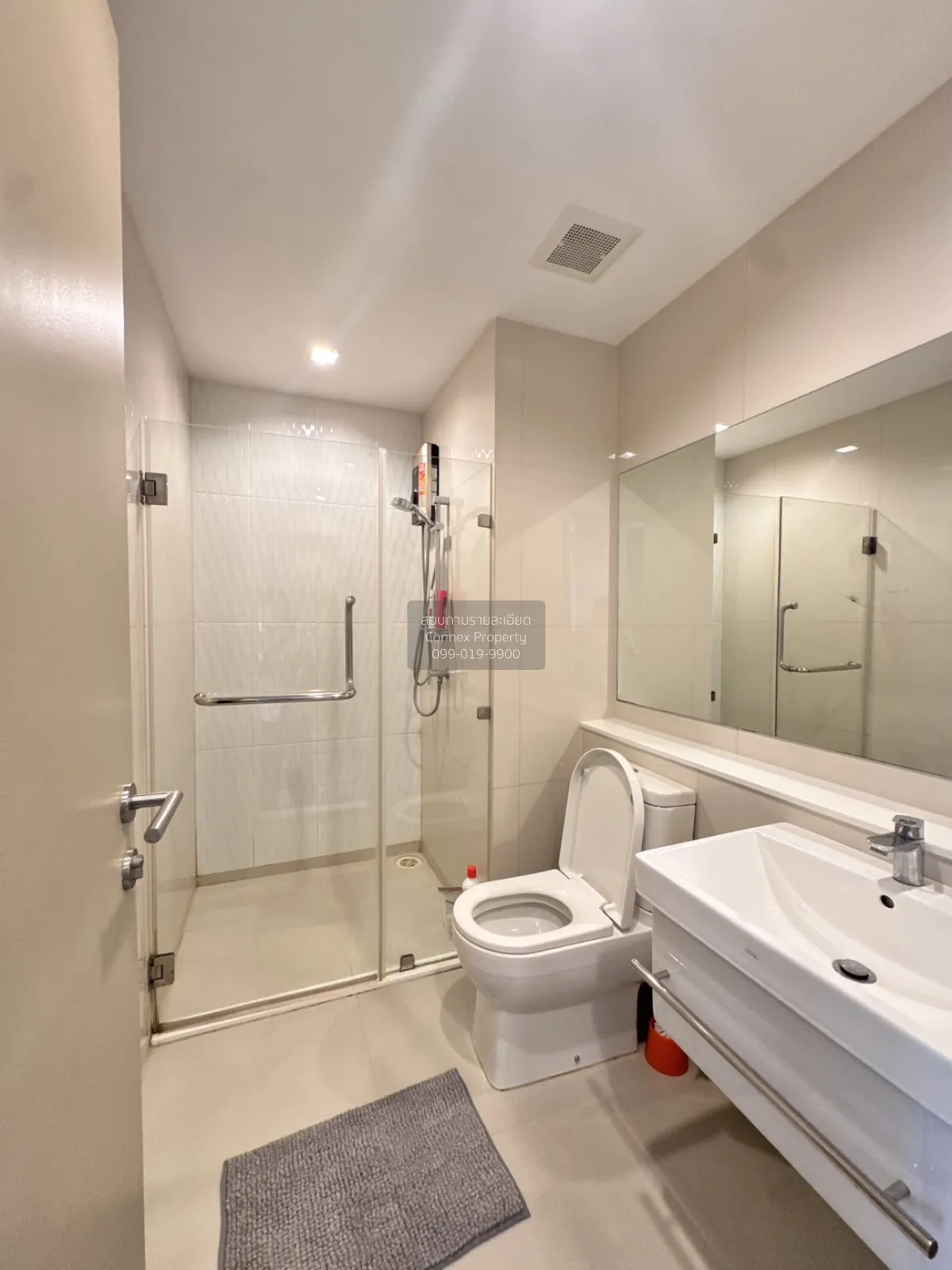 For Rent Condo , Life Ladprao , corner unit , BTS-Ha Yaek Lat Phr