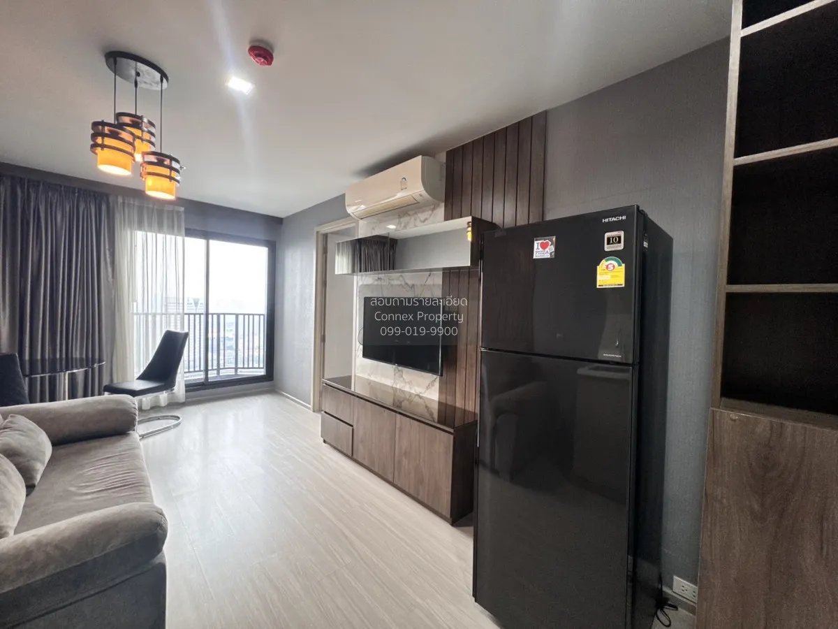 For Rent Condo , Life Ladprao , corner unit , BTS-Ha Yaek Lat Phr