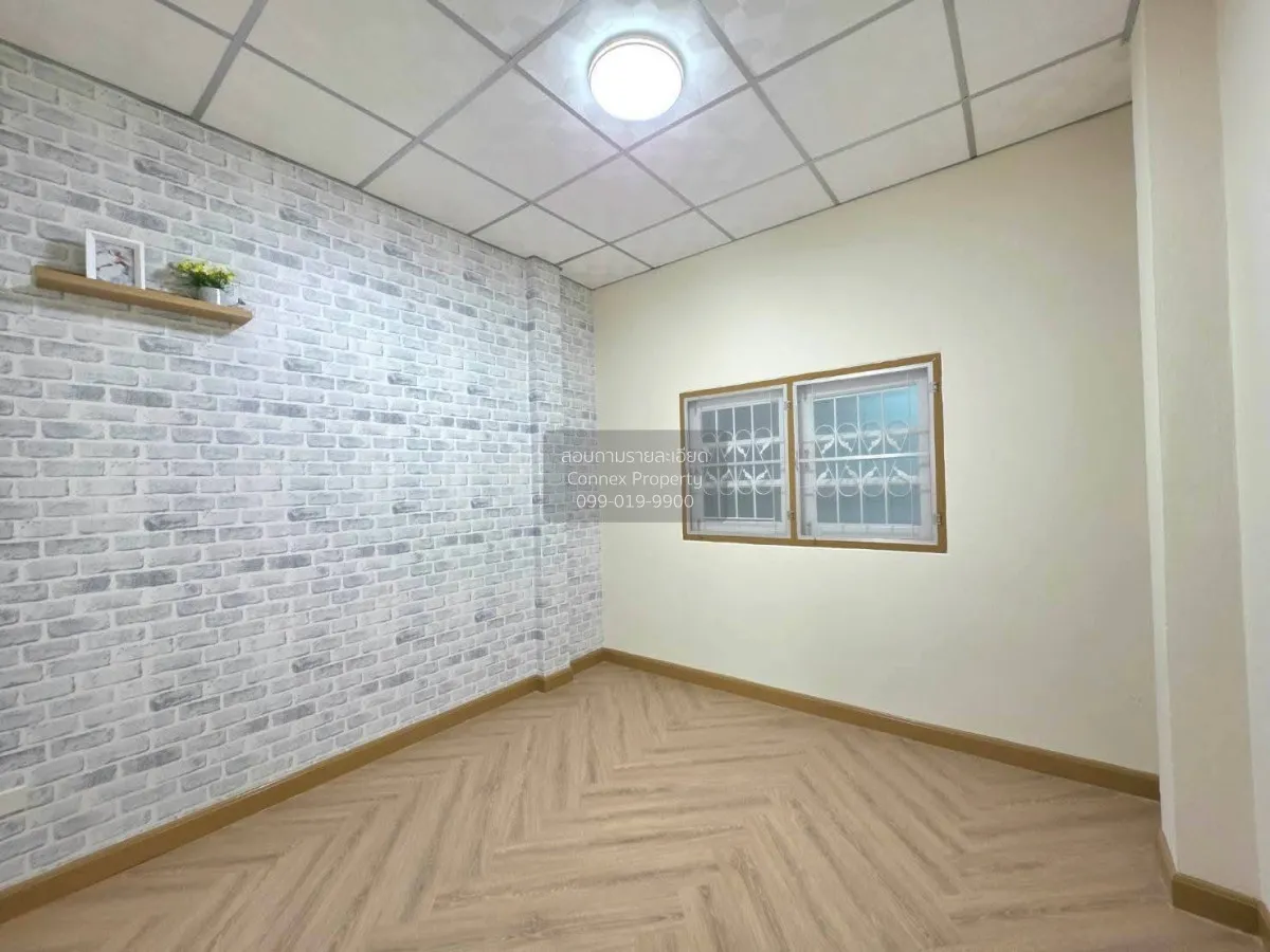 For Sale Townhouse/Townhome  , Aranyaville , newly renovated , Ph