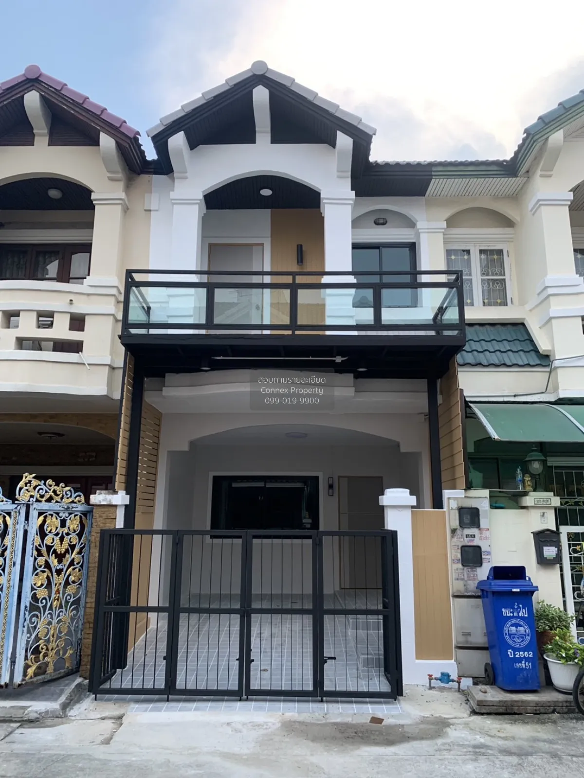 ขายทาวน์เฮ้าส์/ทาวน์โฮม  นันทนาการ์เด้น 2 รีโนเวทใหม่ บางรักน้อย  1