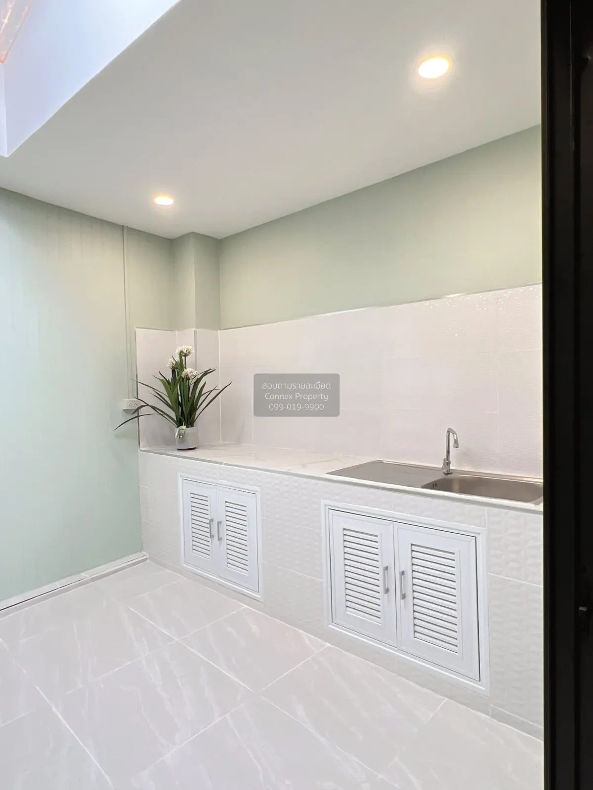 For Sale Townhouse/Townhome  , Nantana Garden 2 , newly renovated