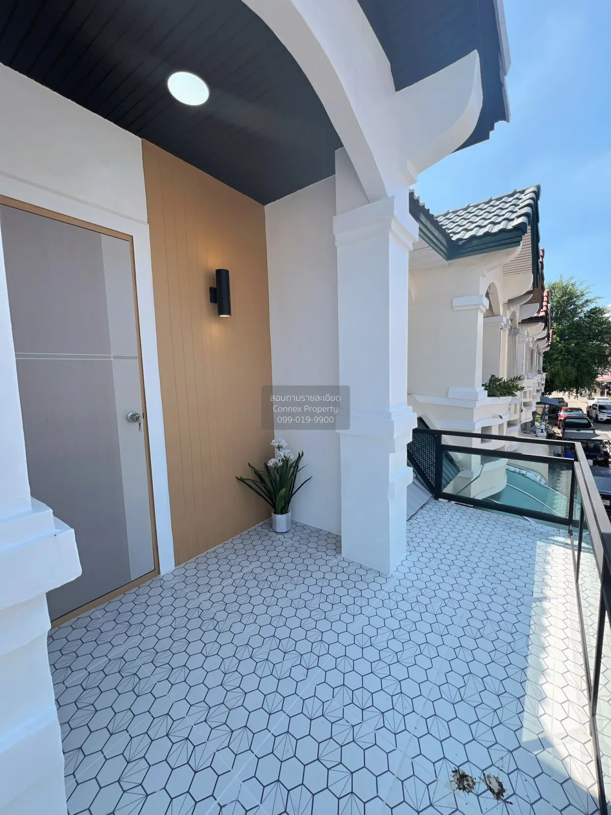 For Sale Townhouse/Townhome  , Nantana Garden 2 , newly renovated